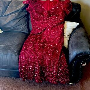 Short sleeve sparkly red dress